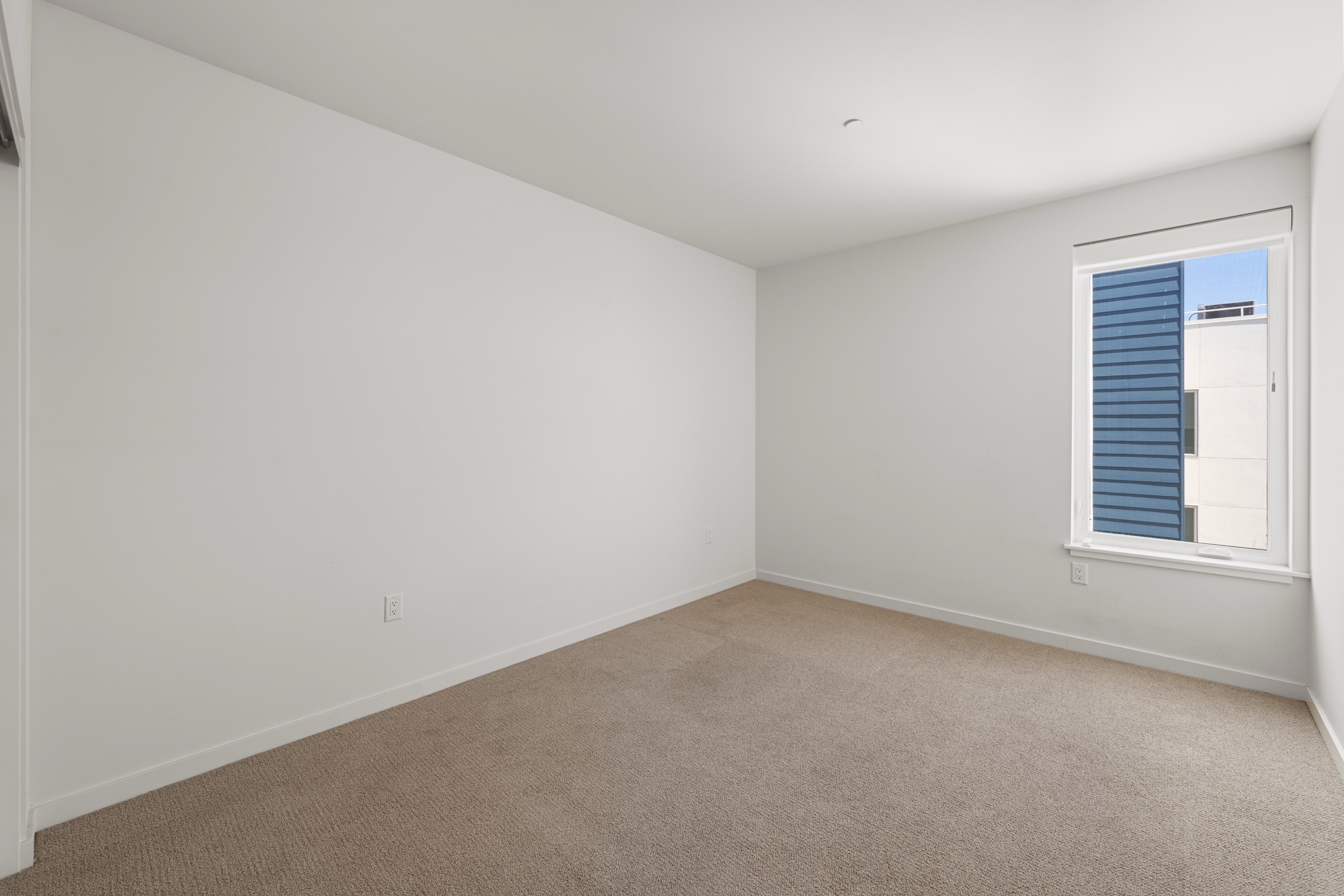 51 Innes Court #401 photo 6
