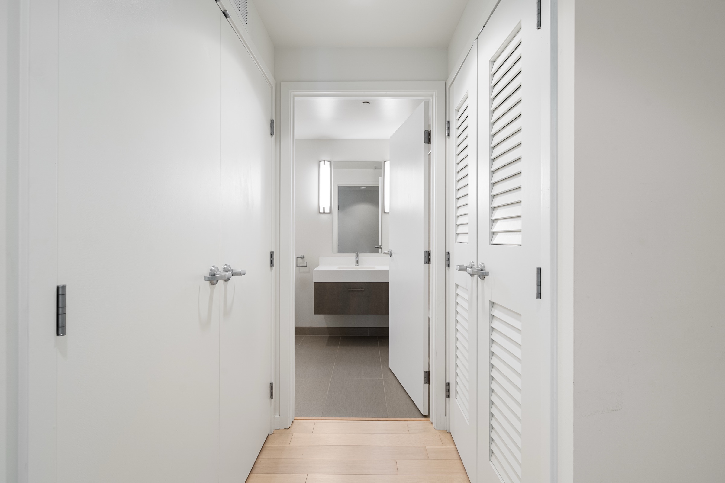51 Innes Court #401 photo 7